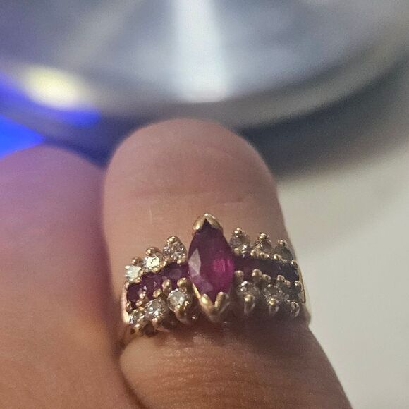 14k Elegant Gold, Ruby, & Diamond Ring - Picture 3 of 8
